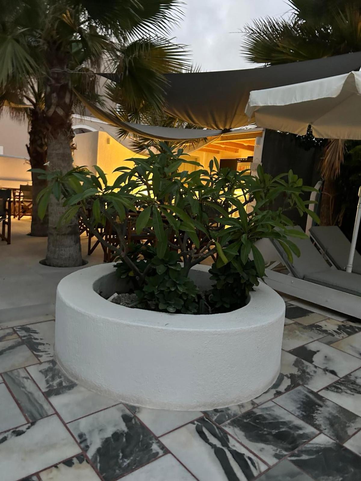 Pension George Karterados  Extérieur photo